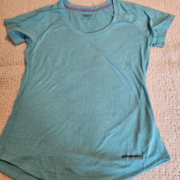 Patagonia Tops - Patagonia Worn Wear Women's Aqua Short Sleeve Casual Pullover T-Shirt Size Small